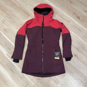 Columbia Women's medium Red and Burgundy Ski Jacket